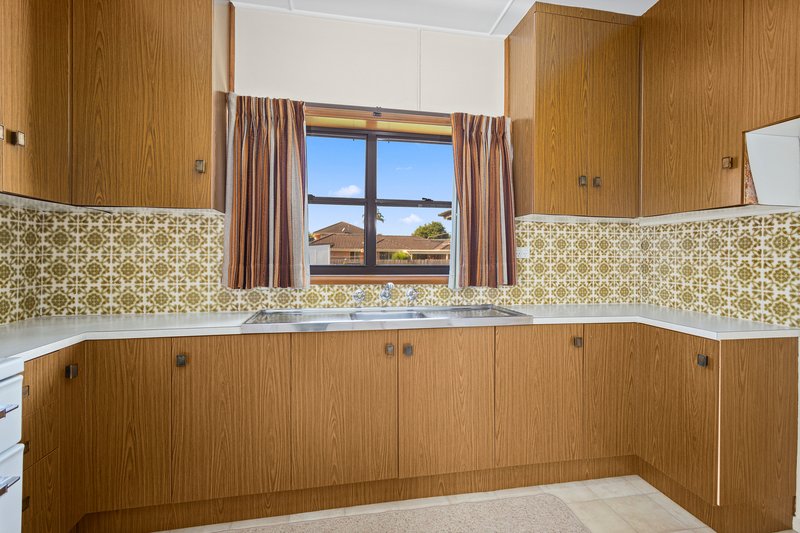 Photo - 10 Station Street, Dapto NSW 2530 - Image 8