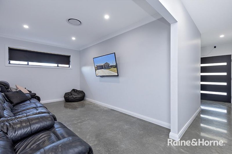 Photo - 10 Station Street, Tamworth NSW 2340 - Image 4