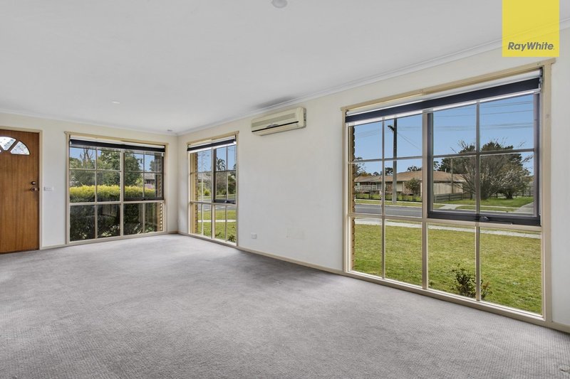 Photo - 10 Stella Street, Beaconsfield VIC 3807 - Image 5