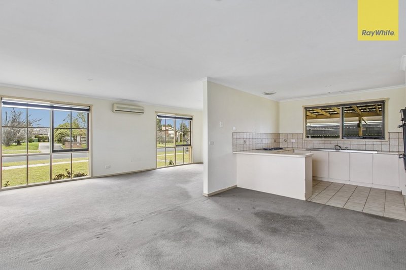 Photo - 10 Stella Street, Beaconsfield VIC 3807 - Image 6