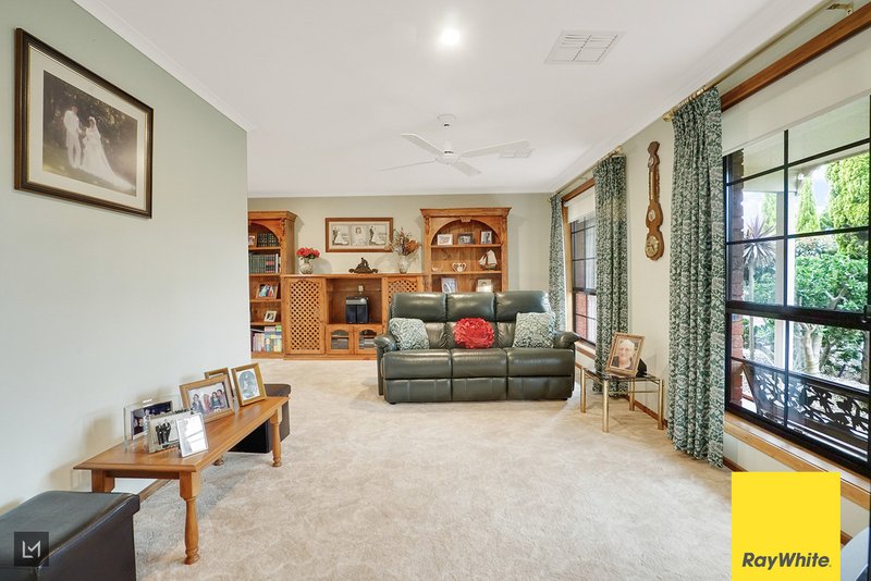 Photo - 10 Stilt Court, Werribee VIC 3030 - Image 5