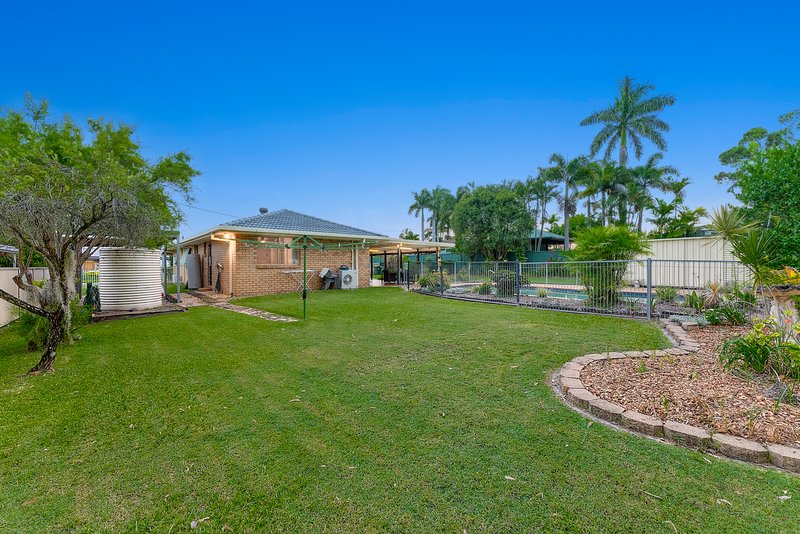 Photo - 10 Strauss Court, Burpengary QLD 4505 - Image 4