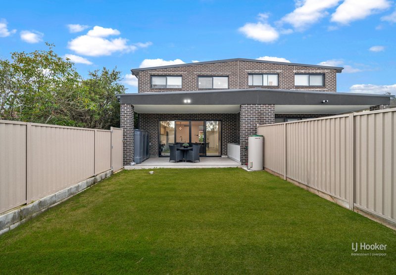 Photo - 10 Strickland Street, Bass Hill NSW 2197 - Image 7