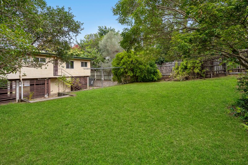 Photo - 10 Stuart Street, Woodridge QLD 4114 - Image 8