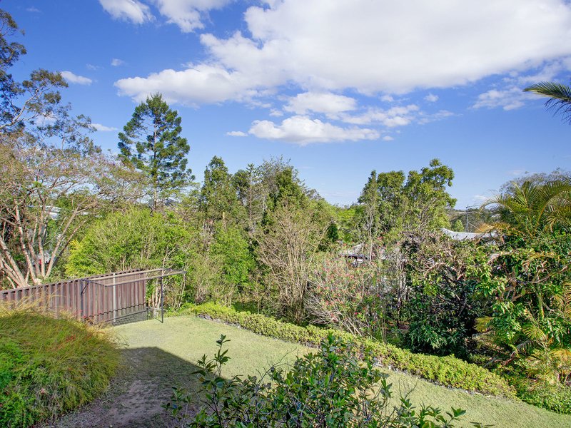 Photo - 10 Stuartholme Road, Bardon QLD 4065 - Image 13