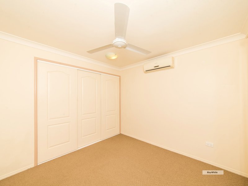 Photo - 10 Sturt Court, Gracemere QLD 4702 - Image 12