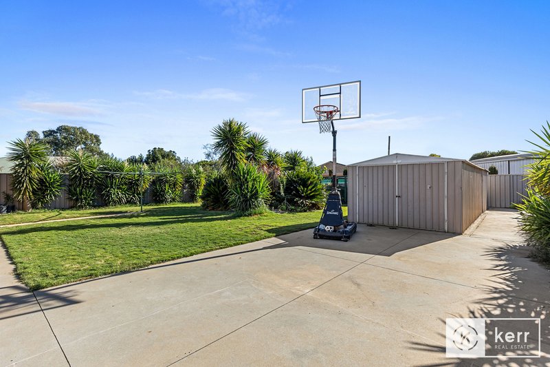Photo - 10 Sturt Street, Cobram VIC 3644 - Image 12