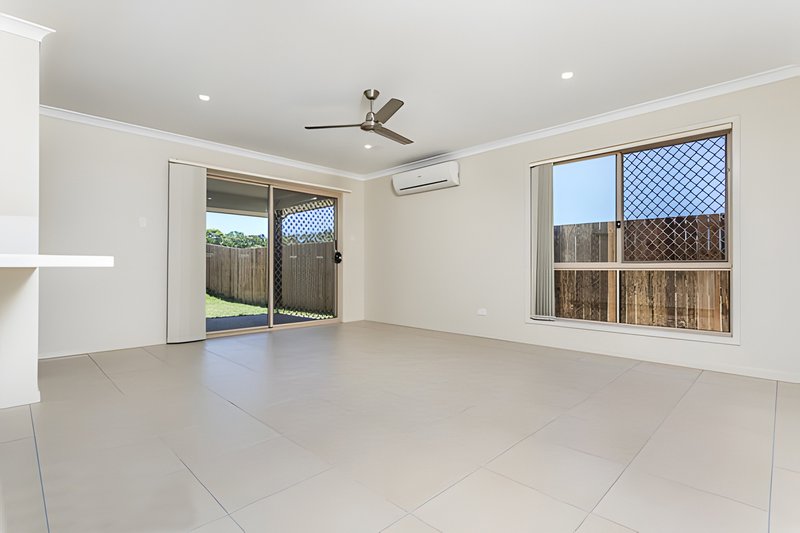 Photo - 10 Summit Street, Griffin QLD 4503 - Image 2