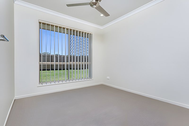 Photo - 10 Summit Street, Griffin QLD 4503 - Image 9