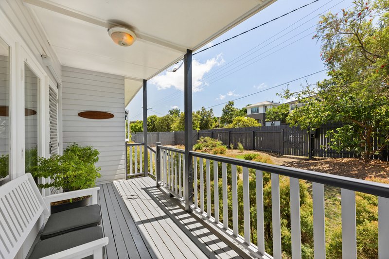 Photo - 10 Sunbury Street, Geebung QLD 4034 - Image 2