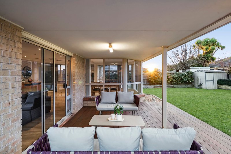 Photo - 10 Sunflower Place, Berwick VIC 3806 - Image 5