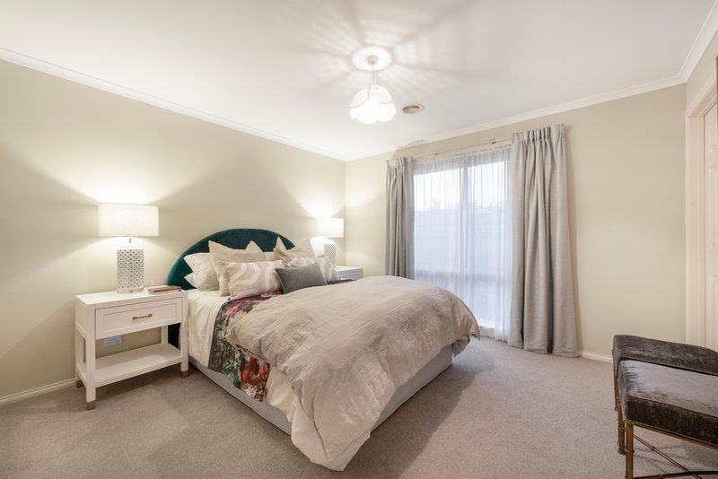 Photo - 10 Sunhill Court, Beaconsfield VIC 3807 - Image 7