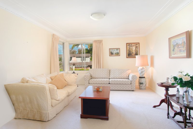 Photo - 10 Sunlea Place, Allambie Heights NSW 2100 - Image 2