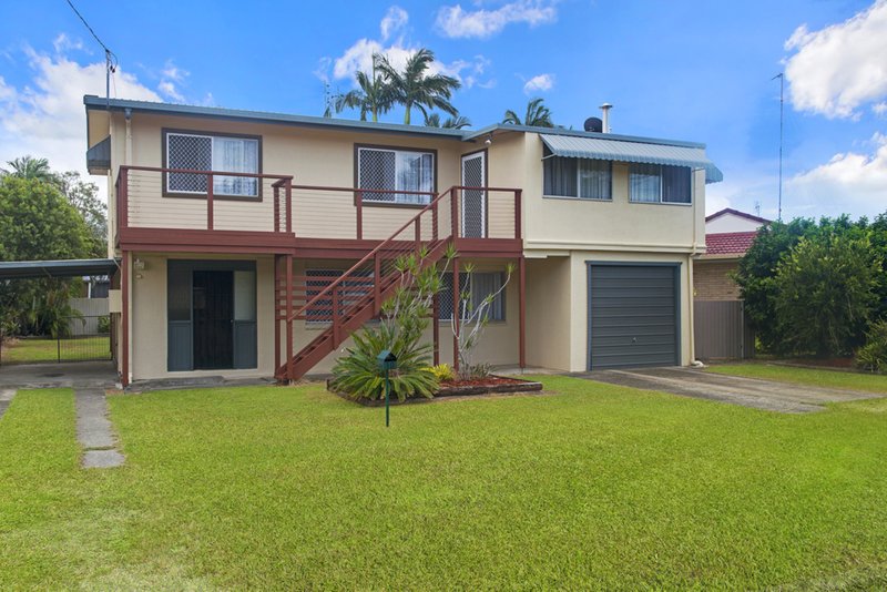 Photo - 10 Sunset Blvd , Tweed Heads West NSW 2485 - Image 2