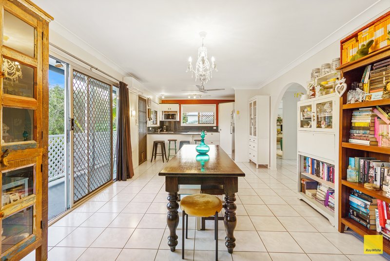 Photo - 10 Surman St , Birkdale QLD 4159 - Image 4