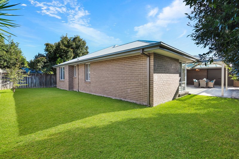 Photo - 10 Swanley Street, Stanhope Gardens NSW 2768 - Image 9