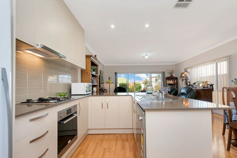 Photo - 10 Swansea Street, Largs North SA 5016 - Image 3