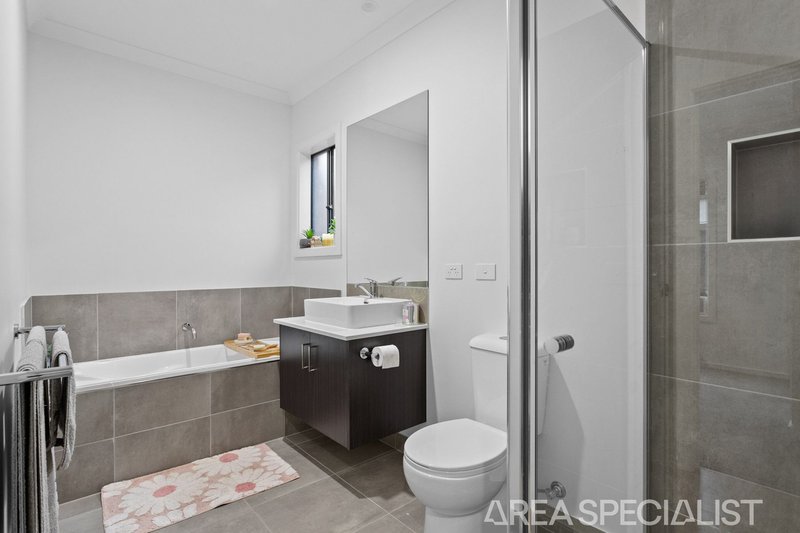 Photo - 10 Switch Street, Clyde VIC 3978 - Image 13