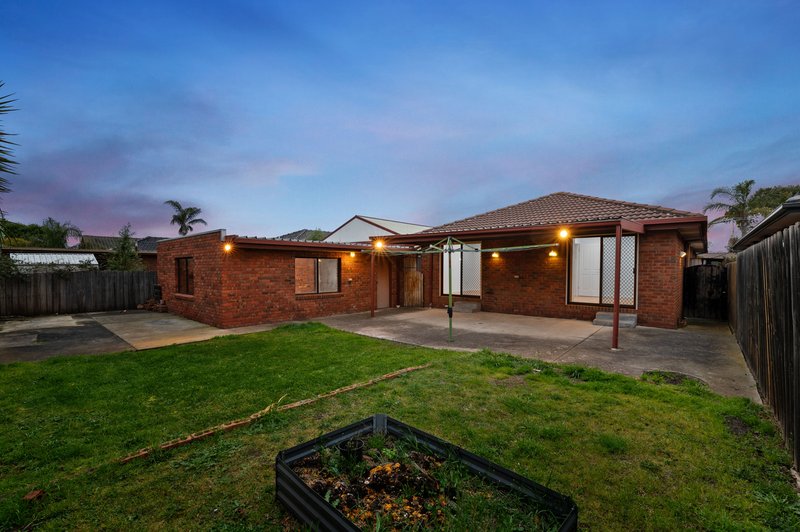 Photo - 10 Sycamore Street, Mill Park VIC 3082 - Image 15