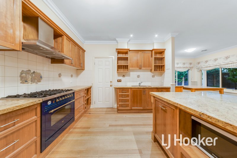 Photo - 10 Sydney Street, Narre Warren South VIC 3805 - Image 8