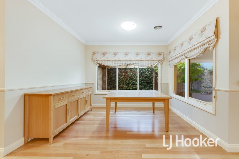 Photo - 10 Sydney Street, Narre Warren South VIC 3805 - Image 10