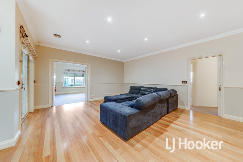 Photo - 10 Sydney Street, Narre Warren South VIC 3805 - Image 11