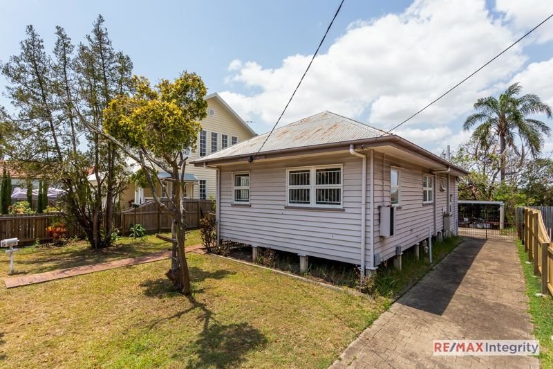 Photo - 10 Sylvan Avenue, Nundah QLD 4012 - Image 9