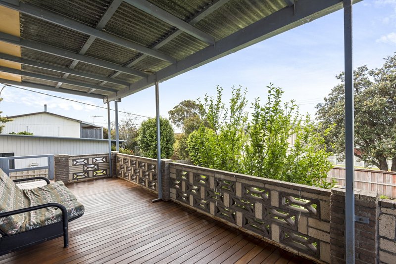 Photo - 10 Sylvester Avenue, St Leonards VIC 3223 - Image 3