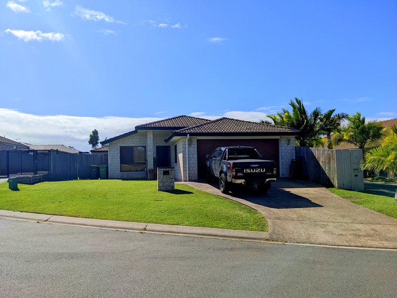 Photo - 10 Sylvia Ct , Rothwell QLD 4022 - Image 2