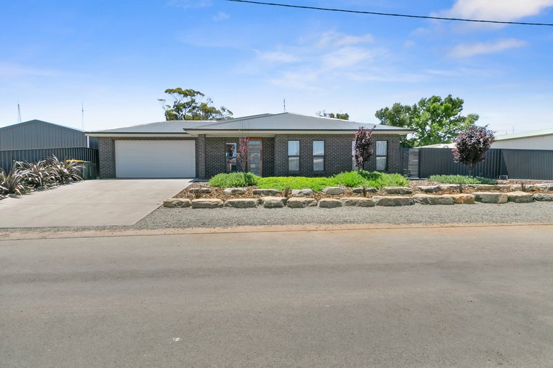 10 Symons Street, Moonta Bay SA 5558