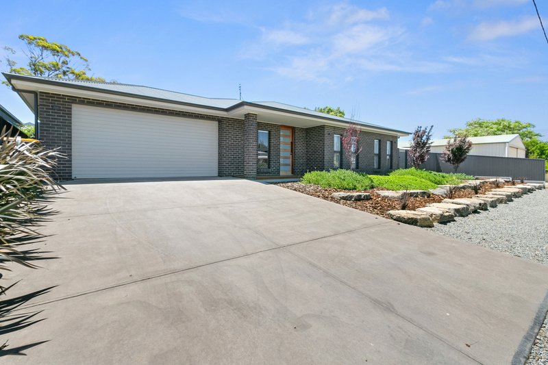 Photo - 10 Symons Street, Moonta Bay SA 5558 - Image 21