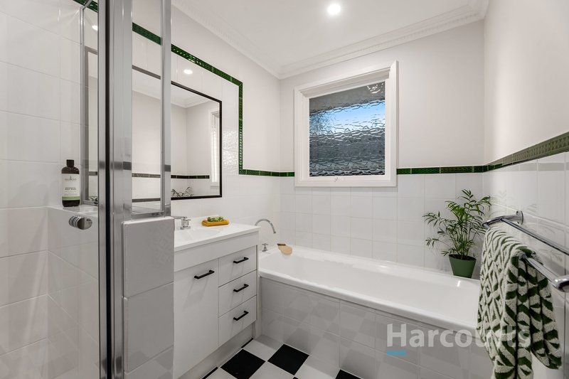 Photo - 10 Tabilk Court, Wantirna VIC 3152 - Image 11