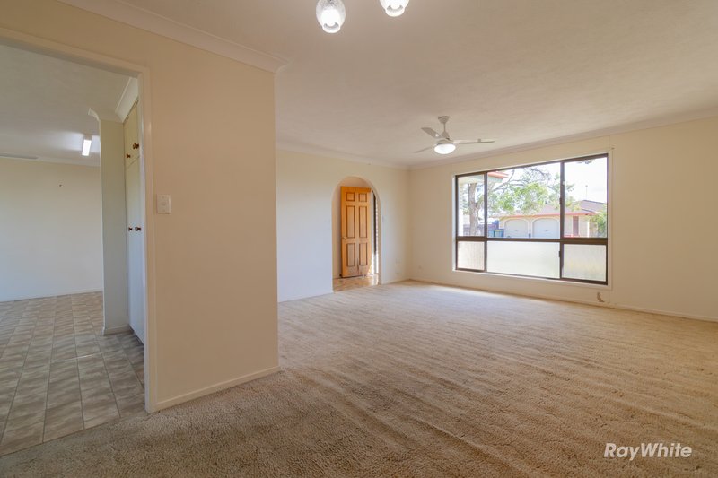 Photo - 10 Tadgell Court, Avenell Heights QLD 4670 - Image 6