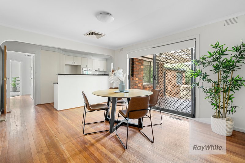 Photo - 10 Tait Court, Bundoora VIC 3083 - Image 4