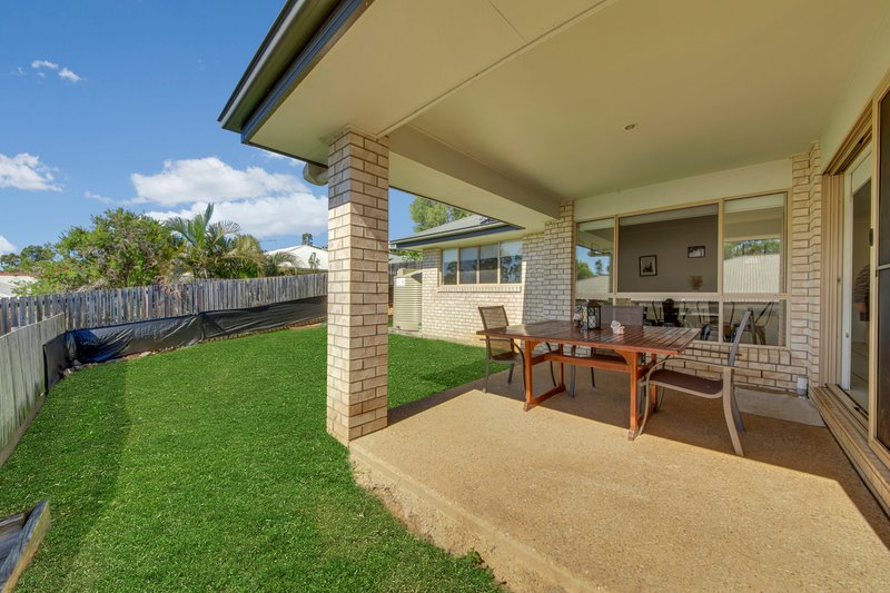 Photo - 10 Takoko Place, Kirkwood QLD 4680 - Image 12