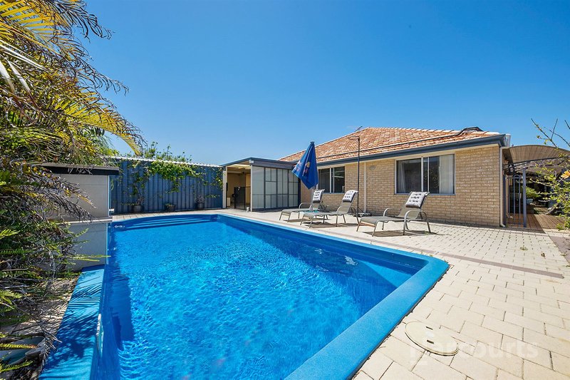 10 Tamarama Street, Secret Harbour WA 6173