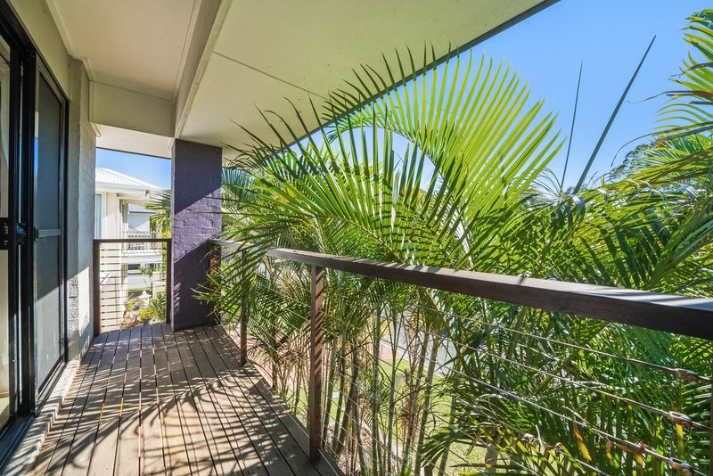 Photo - 10 Tamarind Street, North Lakes QLD 4509 - Image 11