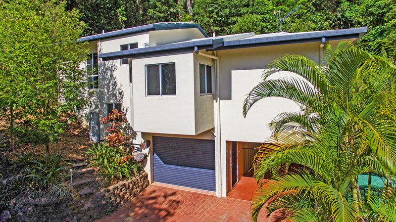 Photo - 10 Tari Place, Trinity Beach QLD 4879 - Image 2