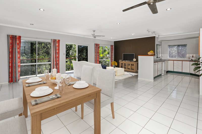 Photo - 10 Tari Place, Trinity Beach QLD 4879 - Image 3