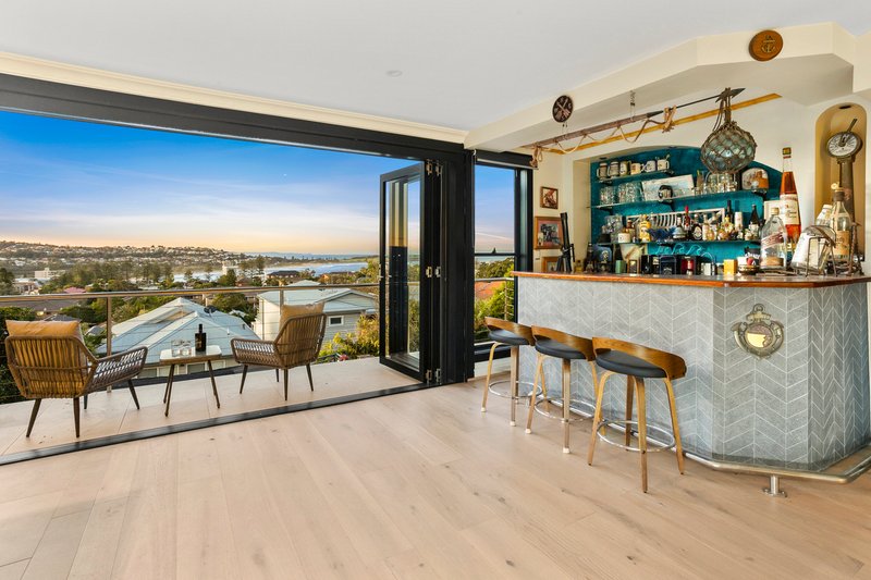 Photo - 10 Tasman Street, Dee Why NSW 2099 - Image 10