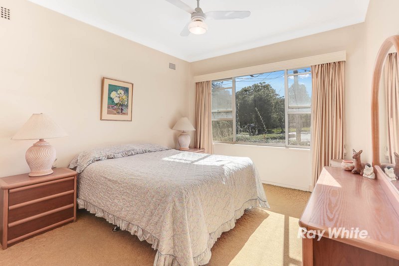 Photo - 10 Tathra Place, Castle Hill NSW 2154 - Image 5