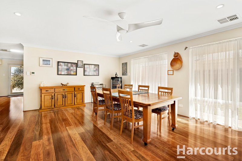 Photo - 10 Tectona Way, Halls Head WA 6210 - Image 6