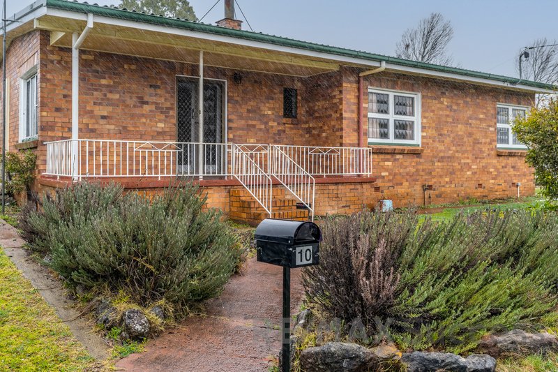 Photo - 10 Teesdale Avenue, Newtown QLD 4350 - Image 1