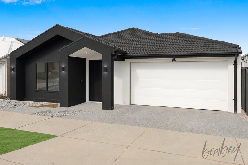 Photo - 10 Templemore Road, Beveridge VIC 3753 - Image 1