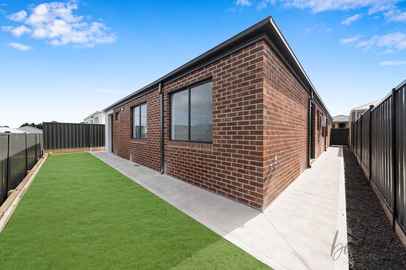 Photo - 10 Templemore Road, Beveridge VIC 3753 - Image 17