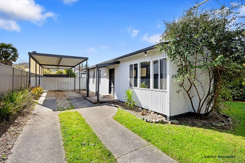 10 Tenth Street, Eildon VIC 3713