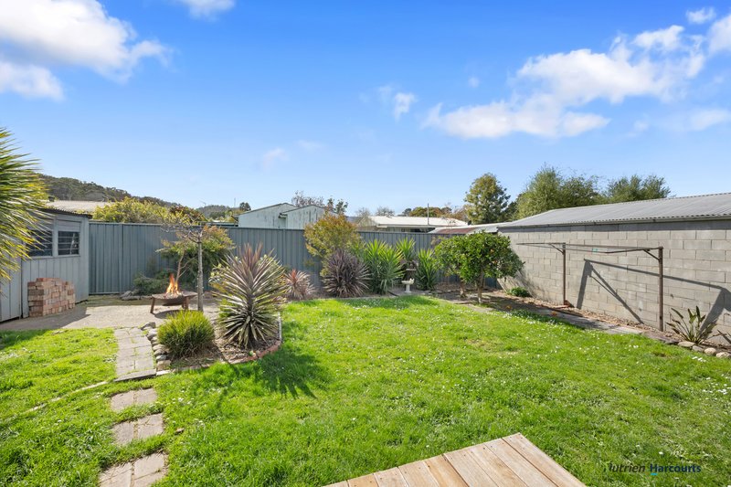 Photo - 10 Tenth Street, Eildon VIC 3713 - Image 15