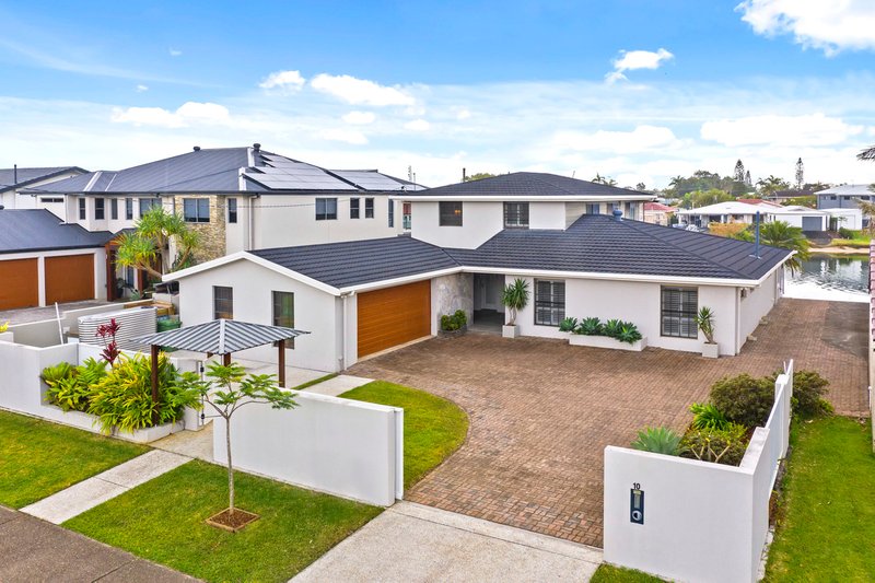 Photo - 10 Tepequar Drive, Maroochydore QLD 4558 - Image 7