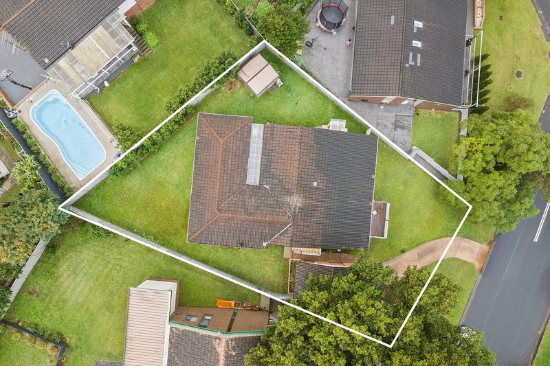 Photo - 10 The Avenue, Coniston NSW 2500 - Image 9