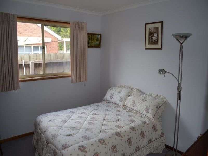 Photo - 10 The Court, Leopold VIC 3224 - Image 11